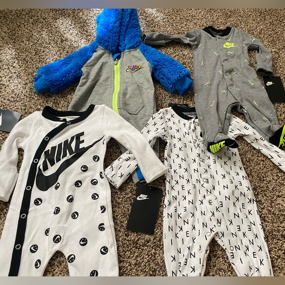 Newborn Nike bundle brand new